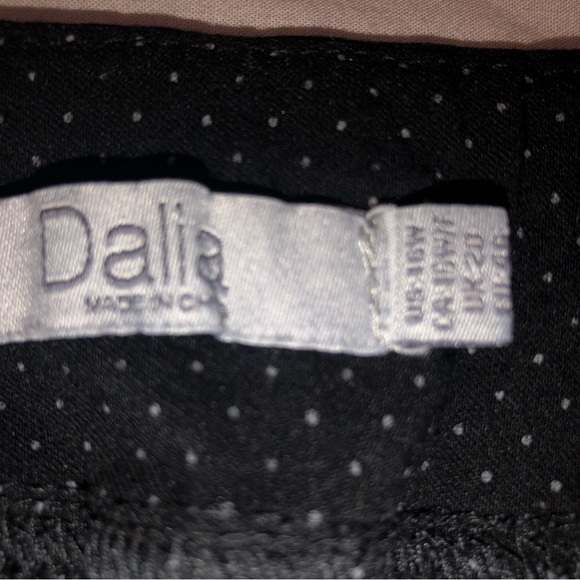 Dalia | Pull on Pants ; Size: 16W - Picture 7 of 12